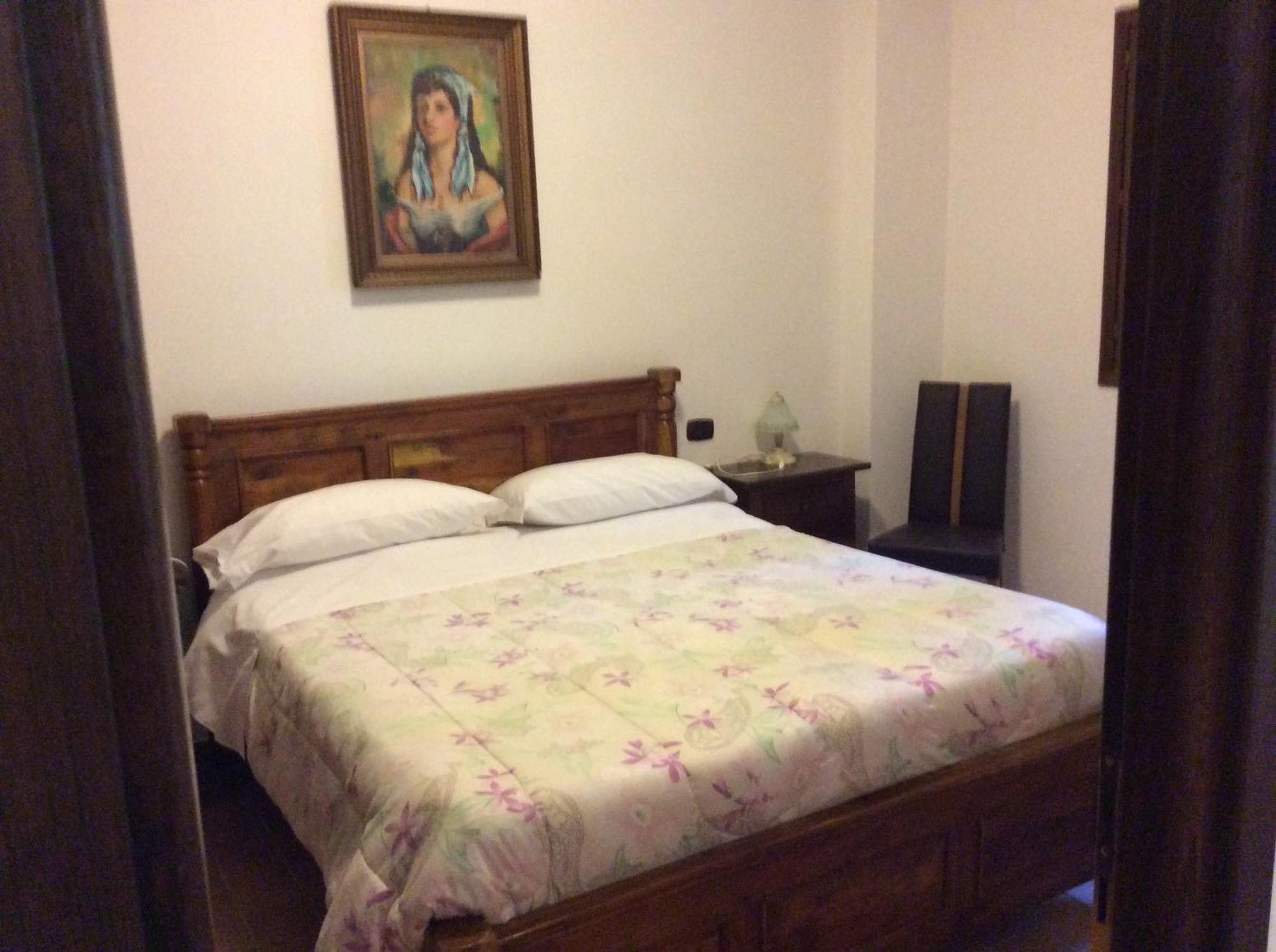 Hotel Il Feudo Dei Pierleoni Celano Room photo