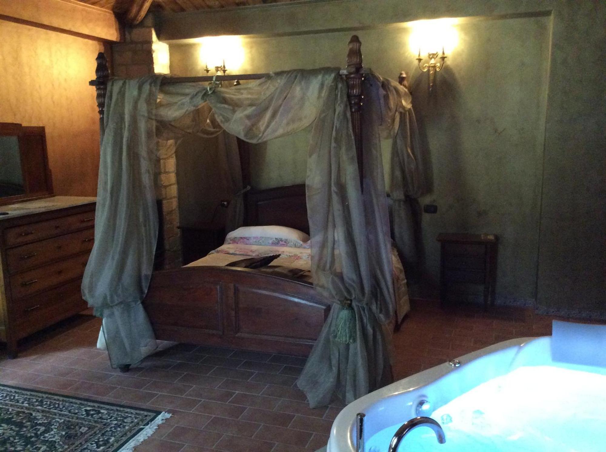Hotel Il Feudo Dei Pierleoni Celano Room photo