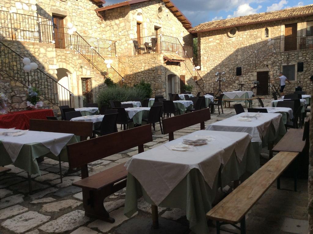 Hotel Il Feudo Dei Pierleoni Celano Exterior photo